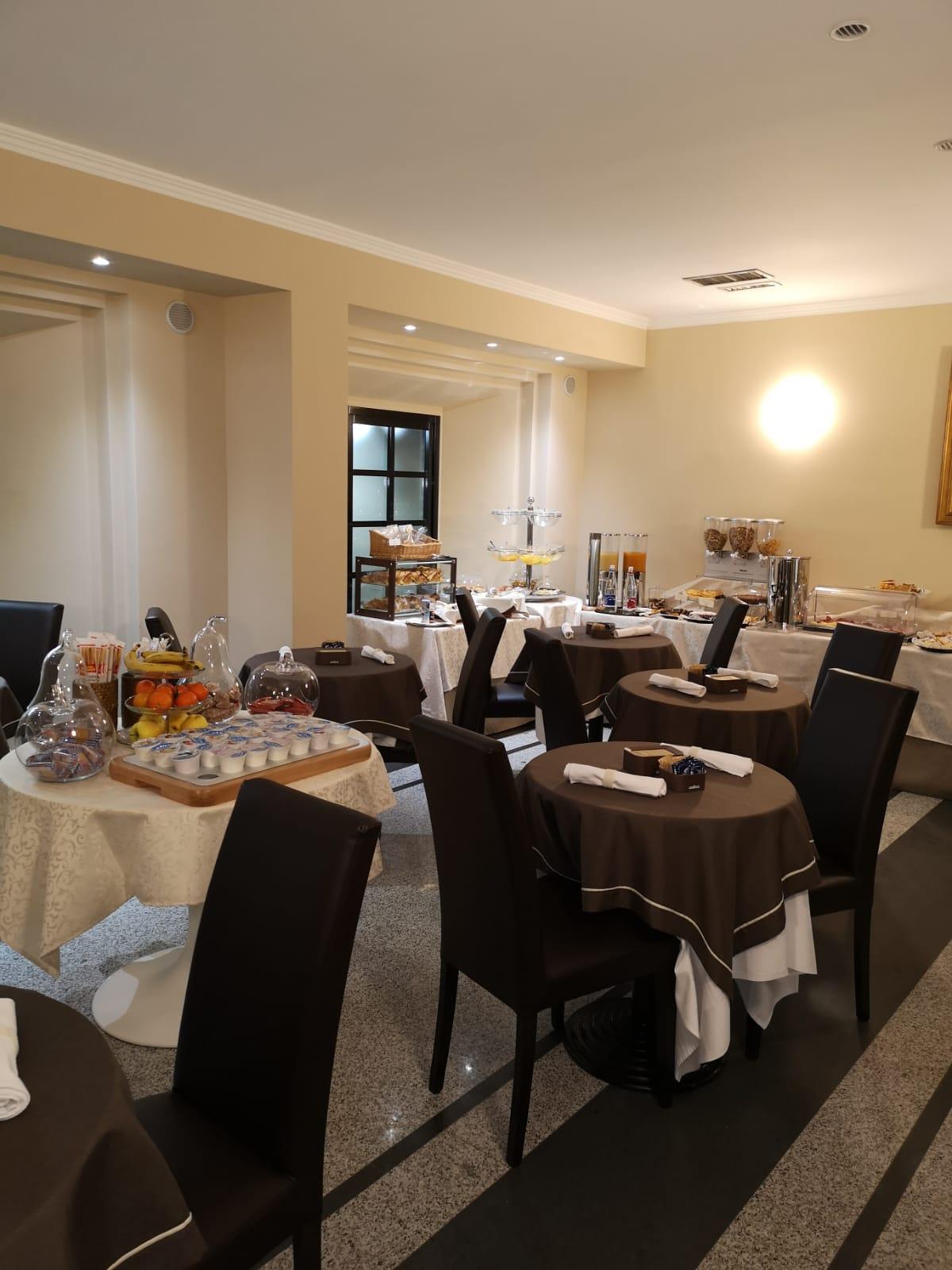 Hotel Valentino Du Parc تورينو المظهر الخارجي الصورة